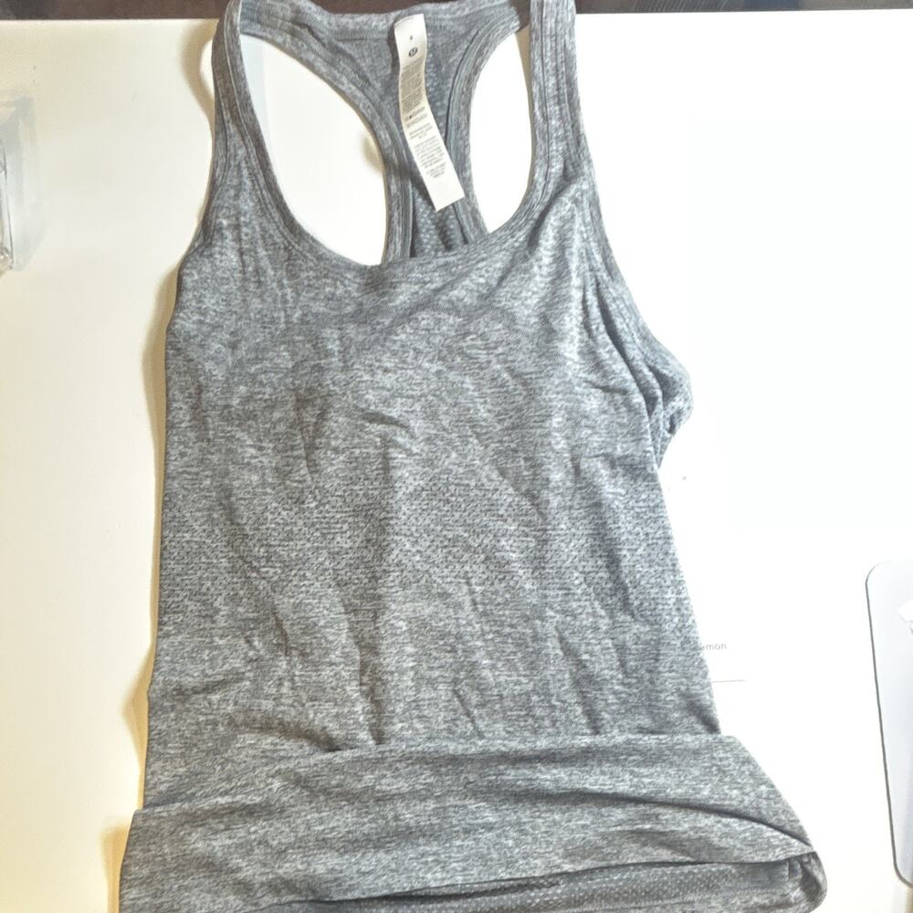lululemon Swiftly Tech Scoopneck Tank 2.0 Gray 8 Racerback Slim Breathable